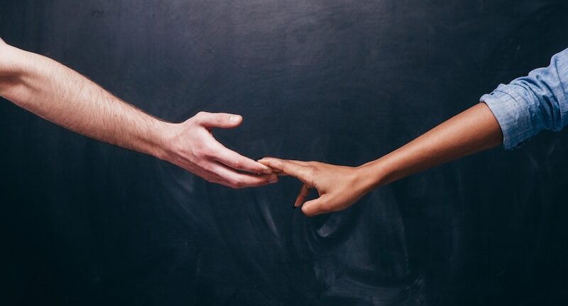 Relaciones horizontales y relaciones verticales: ¿cuáles son las más sanas?